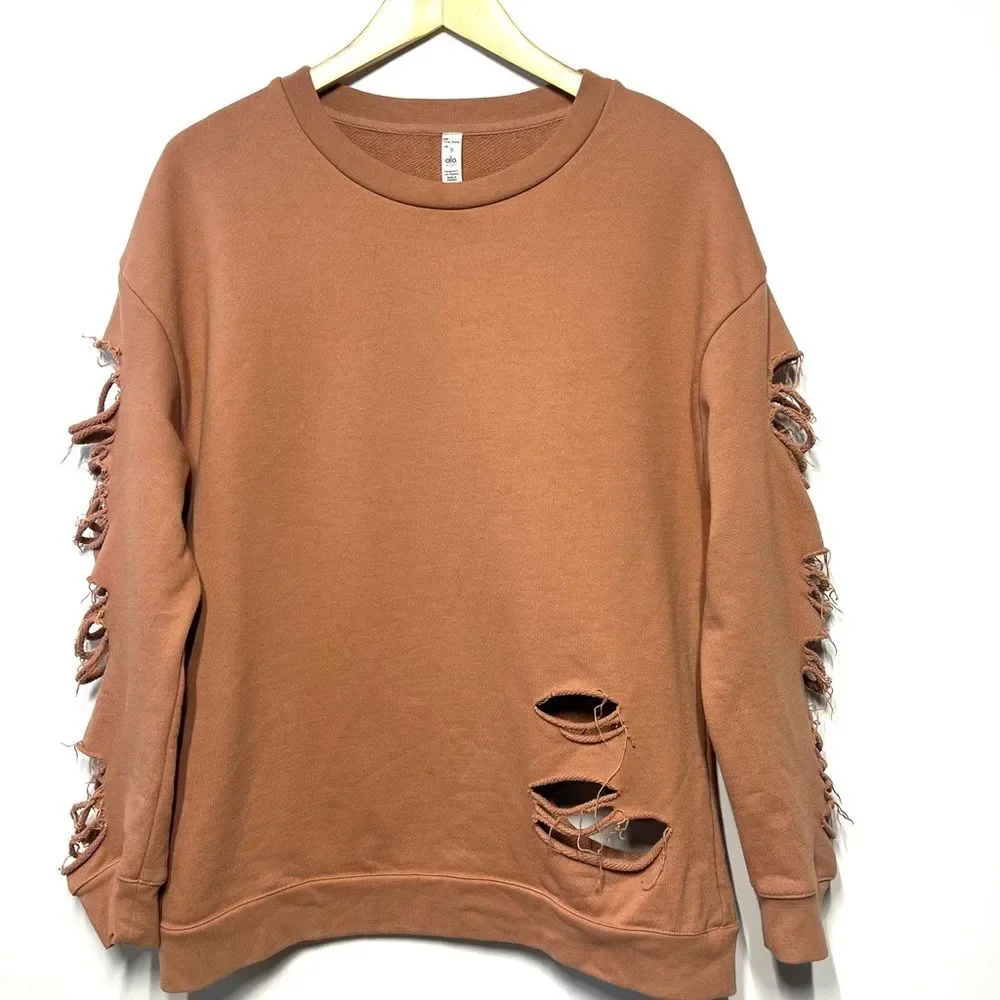 Alo Yoga Fade Long Sleeve Slash Out Pullover in Henna S